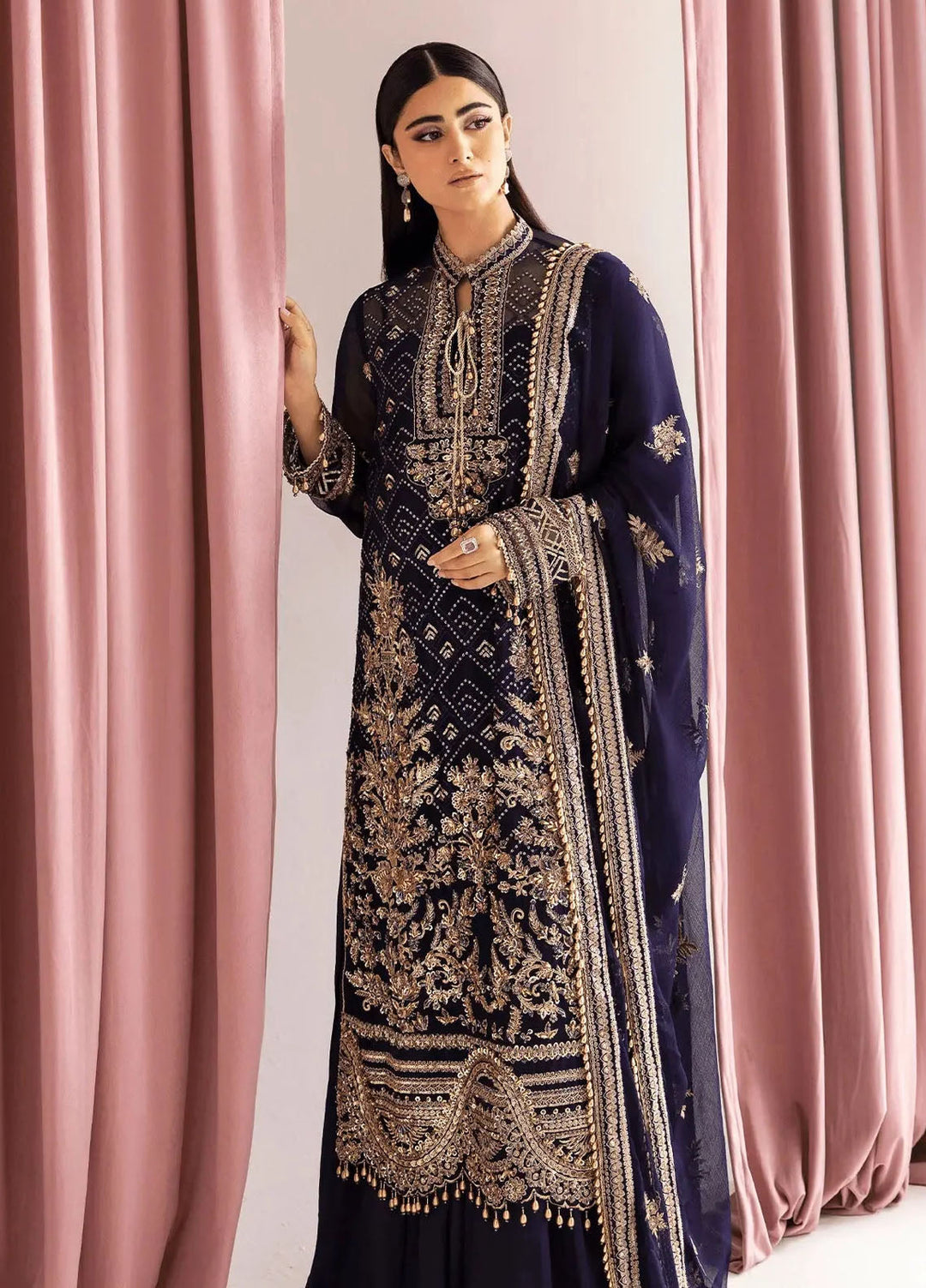 Zebaish by Fabiha Fatima Pret Embroidered 3 Piece Suit Safwa