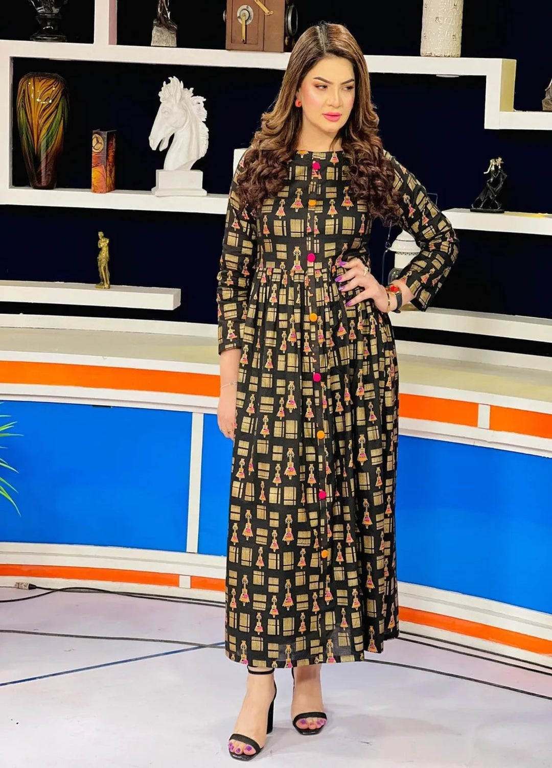 Zeek Store Pret Printed Linen Maxi Black Empire Dress