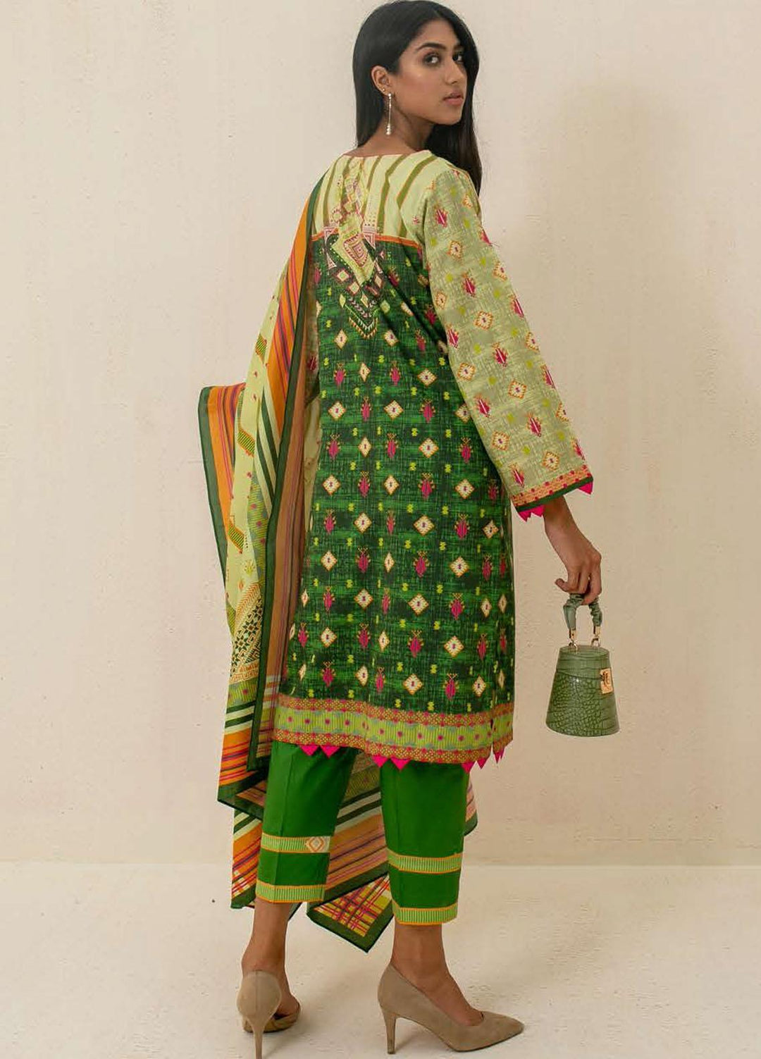 Zellbury Printed Cambric Suits Unstitched 3 Piece ZL21CB WUC21X30026 - Winter Collection