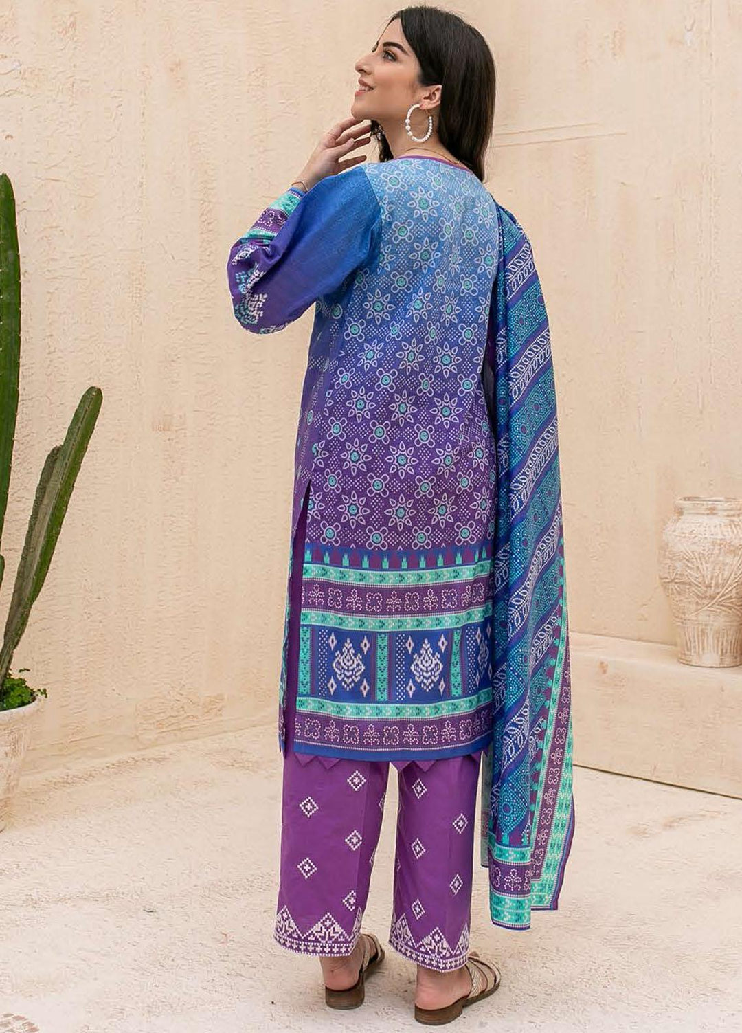 Zellbury Embroidered Cambric Suits Unstitched 3 Piece ZL21CB WUC21E30052 - Winter Collection