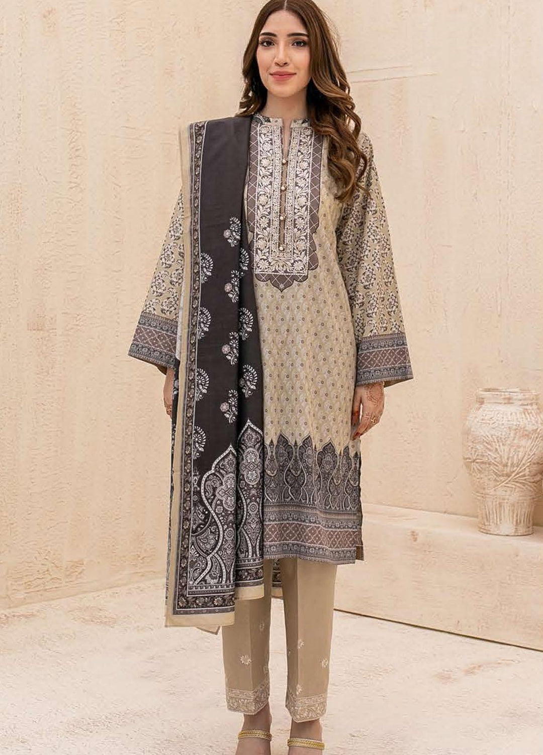 Zellbury Embroidered Cambric Suits Unstitched 3 Piece ZL21CB WUC21E30053 - Winter Collection
