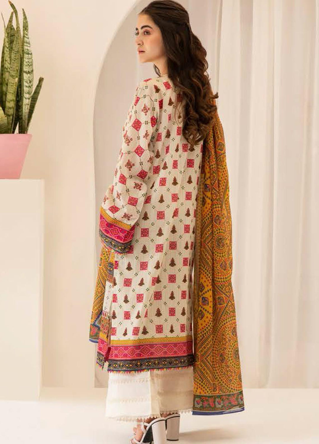 Zellbury Printed Lawn Suits Unstitched 3 Piece ZB21L-2 Wusc 775 - Summer Collection
