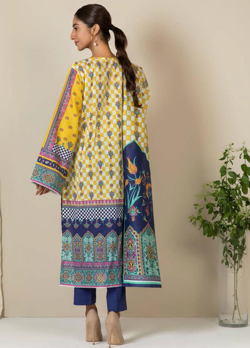 Zellbury Printed Lawn Suits Unstitched 3 Piece ZB21L-2 Wusc 846 - Summer Collection