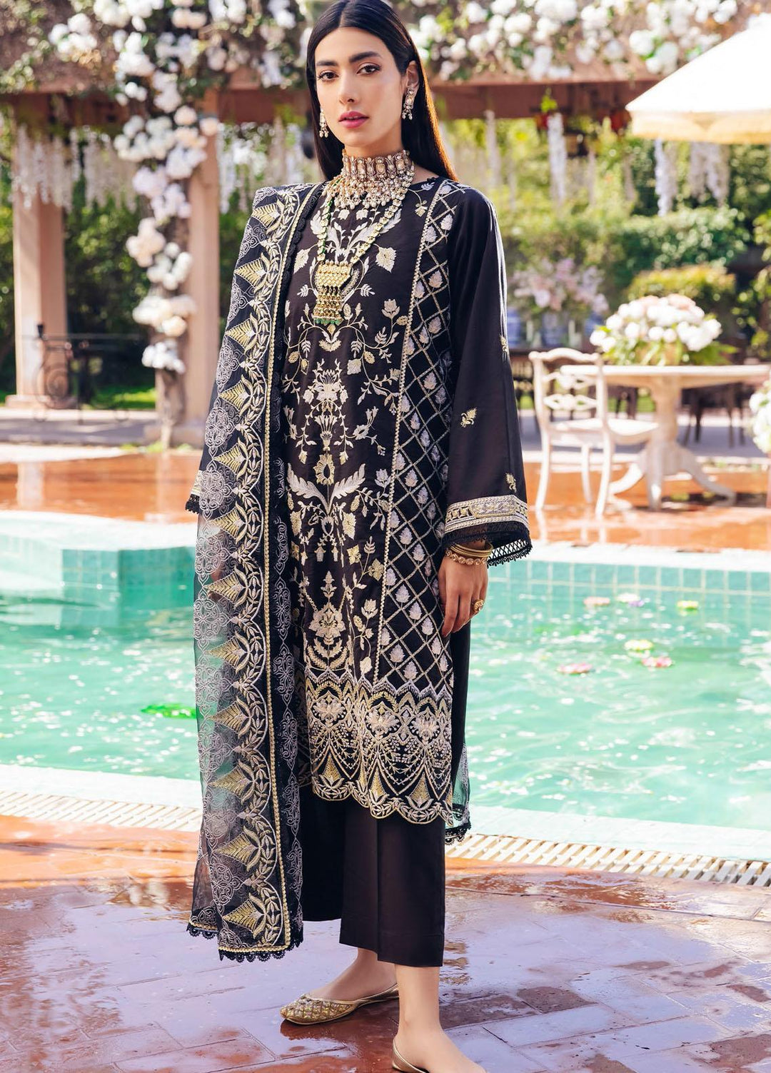 Zellbury Embroidered Cambric Suits Unstitched 3 Piece ZB22LU WULC22E30286 - Luxury Eid Collection