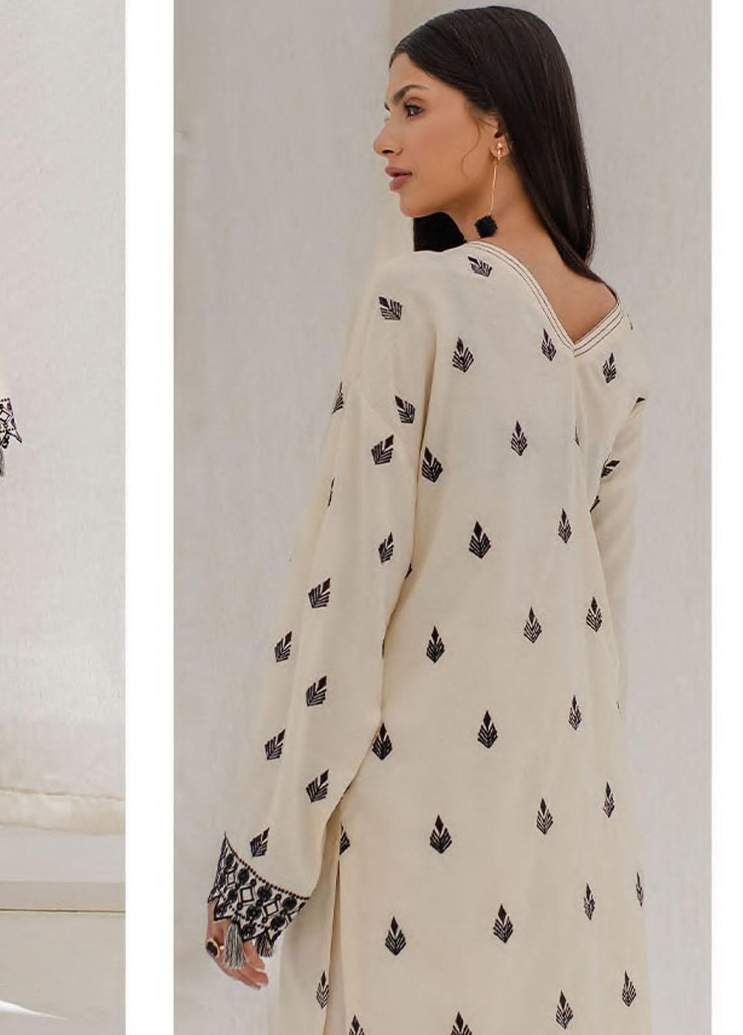 Zellbury Embroidered Jacquard Suits Unstitched 2 Piece ZB23L-V4 WUS23E20657 - Summer Collection