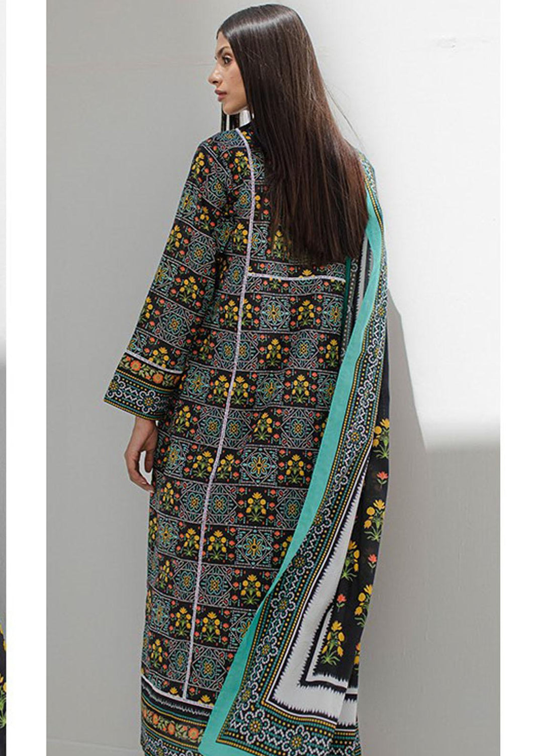 Zellbury Printed Lawn Suits Unstitched 3 Piece ZB23L-V4 WUS23X30403 - Summer Collection