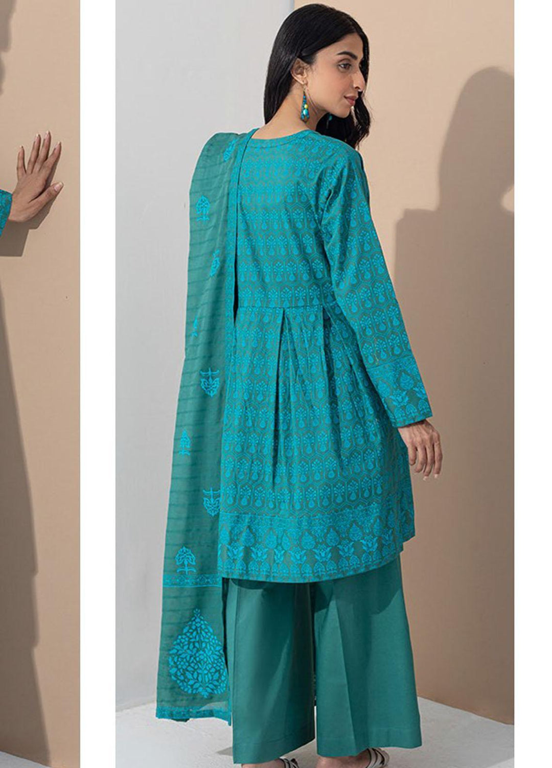 Zellbury Printed Lawn Suits Unstitched 3 Piece ZB23L-V4 WUS23X30415 - Summer Collection