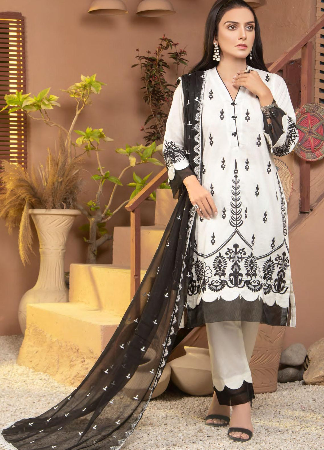 Zenia By Fine Tex Embroidered Lawn Suits Unstitched 3 Piece FNT22-Z2 02 - Summer Collection