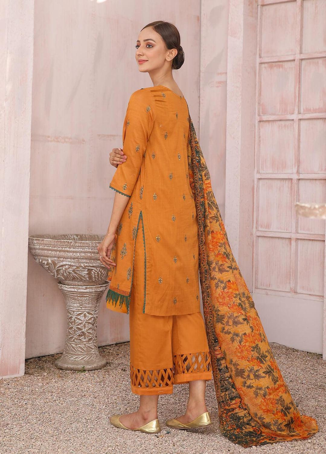 Zimal by Humdum Embroidered Lawn Suits Unstitched 3 Piece HD22Z D-02 - Summer Collection