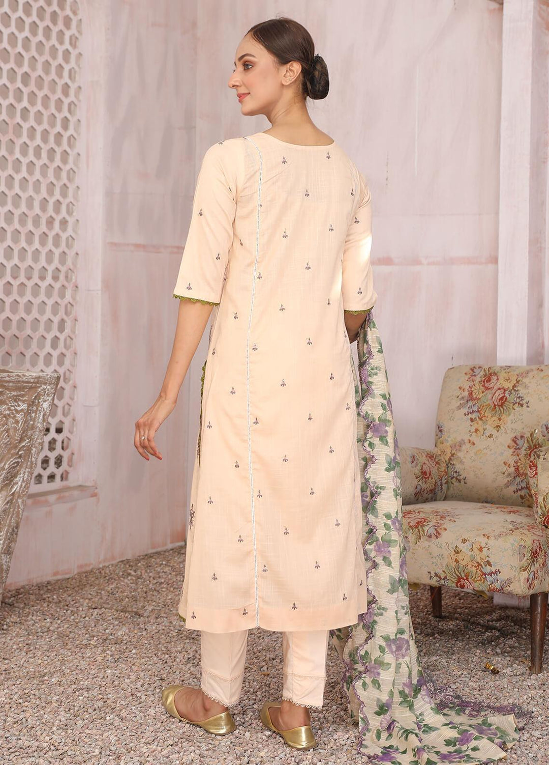 Zimal by Humdum Embroidered Lawn Suits Unstitched 3 Piece HD22Z D-06 - Summer Collection