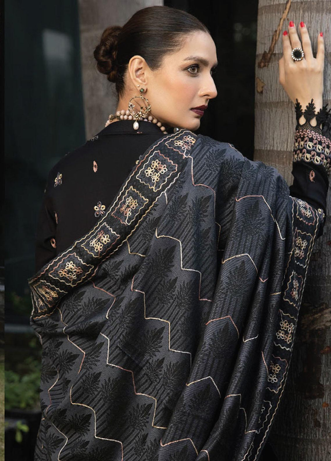 Zimal By Humdum Embroidered Wool Suits Unstitched 3 Piece HD23ZM D-10 - Winter Collection
