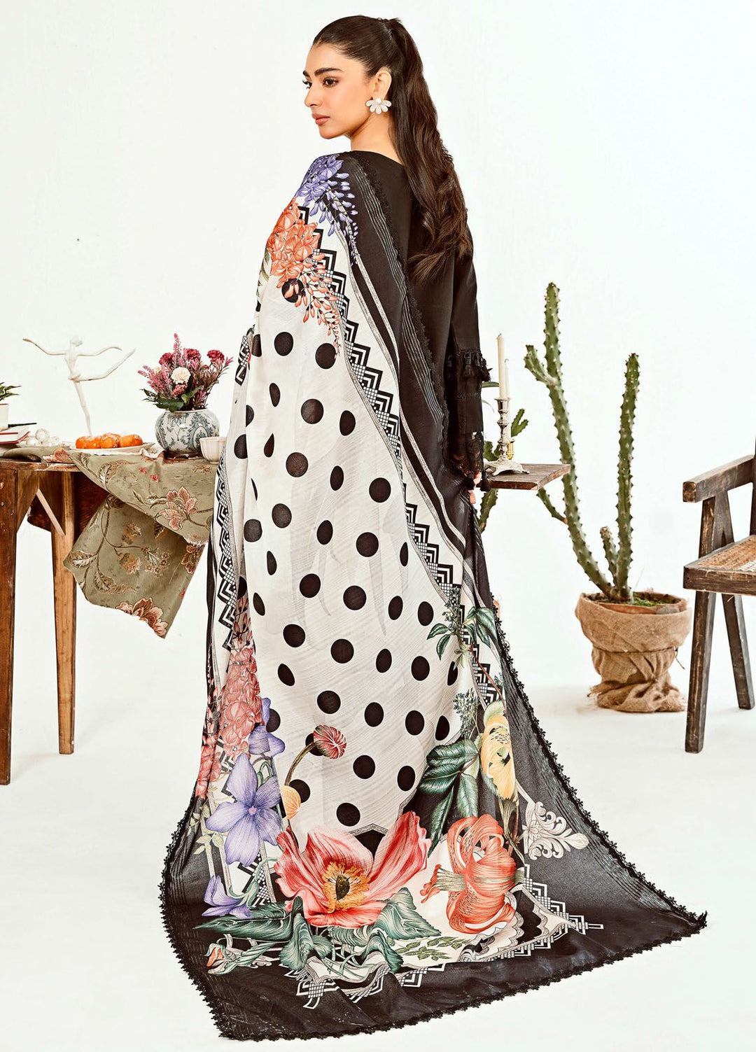 Zoella By Neeshay Embroidered Lawn Suit Unstitched 3 Piece NSH24Z Amara - Summer Collection