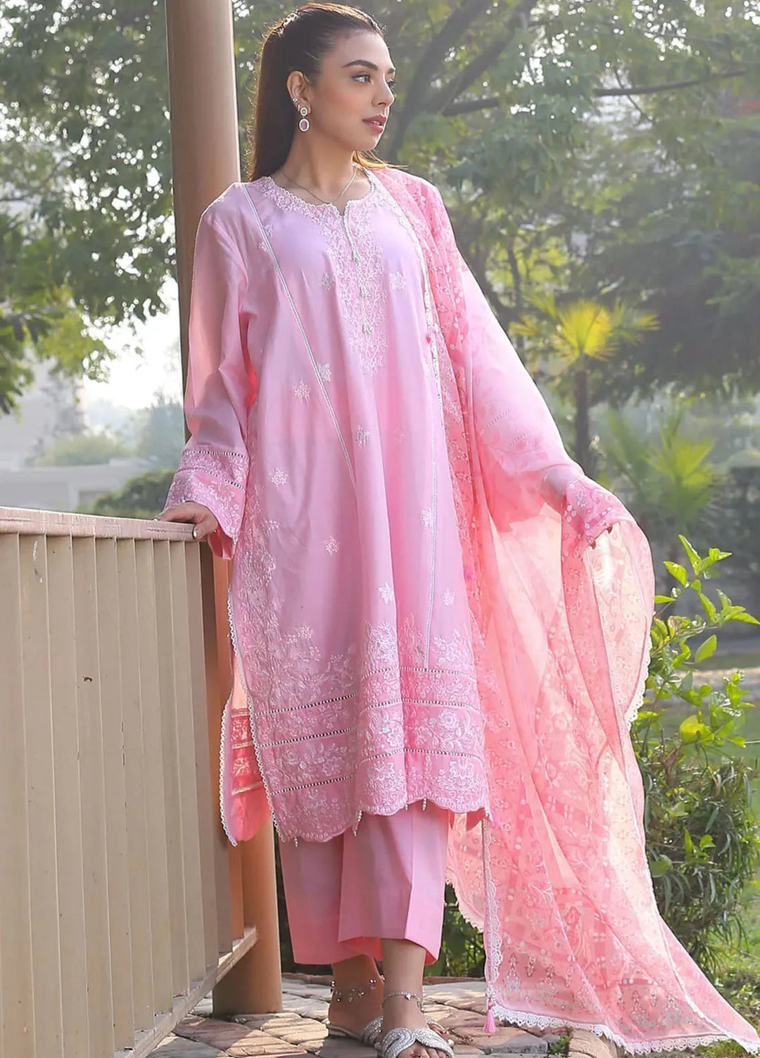 Zyna Embroidered Lawn Suit Unstitched 3 Piece ZYN25L D2-Anya - Summer Collection