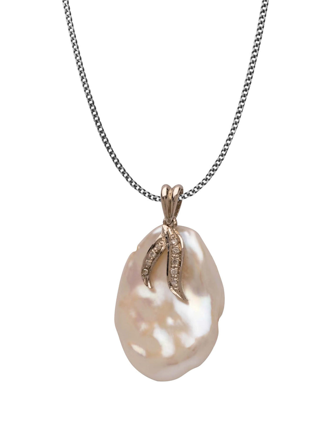 Zouhaira Suits Pendants Keshi Pearl