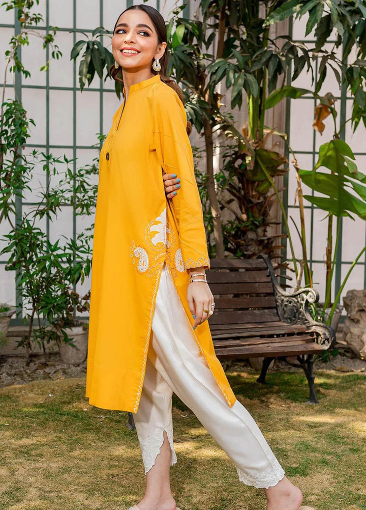 Zoya & Fatima Pret  Lawn 2 Piece Suit ZOF23P Nisha