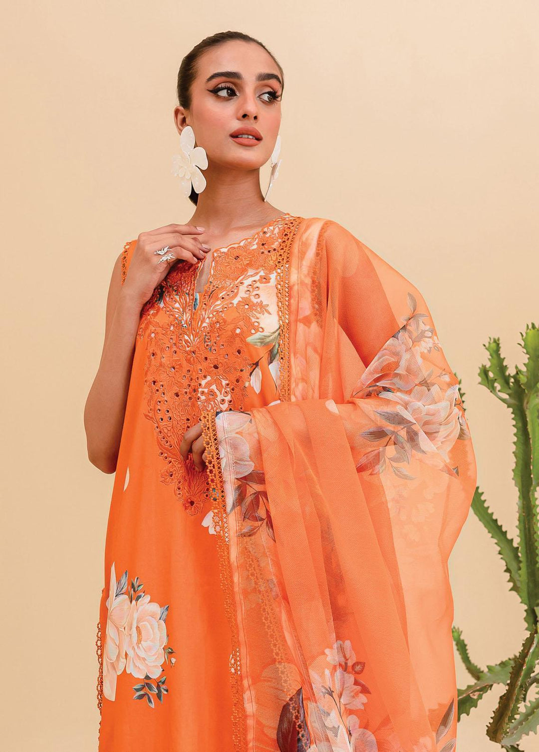 Zoya & Fatima Embroidered Lawn Suits Unstitched 3 Piece ZOF23SB ZF6-387 - Summer Collection