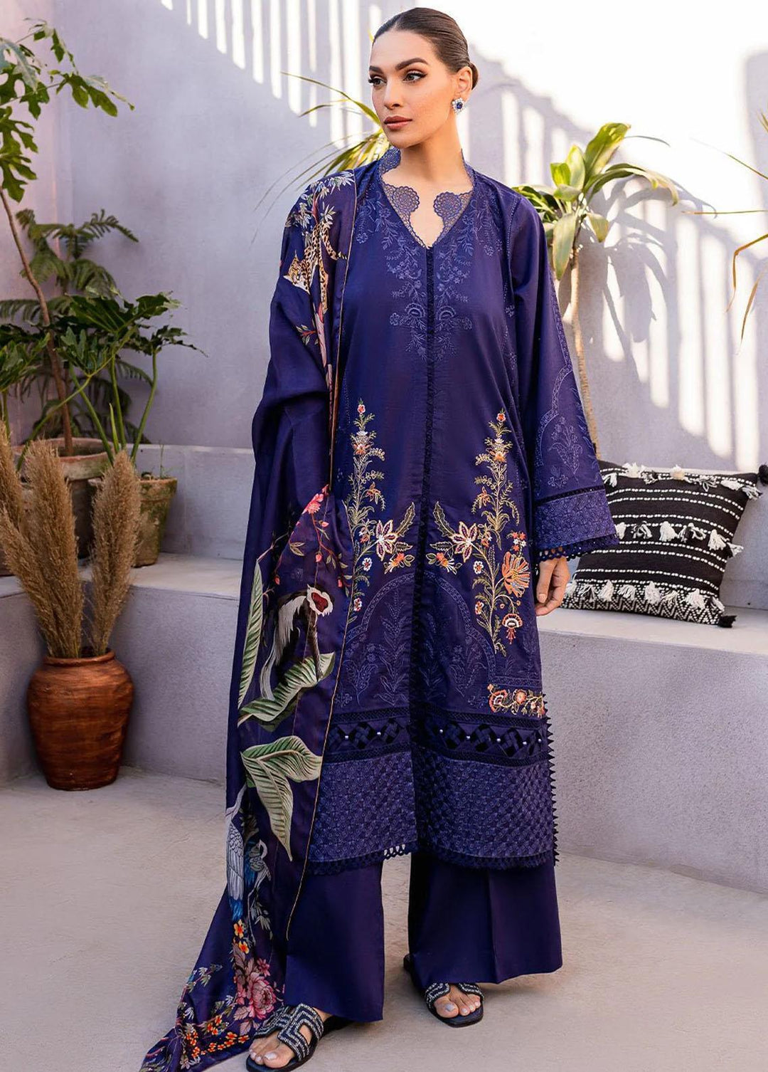Zoya & Fatima Embroidered Lawn Suits Unstitched 3 Piece ZOF23L ZF-06 Amira - Luxury Collection