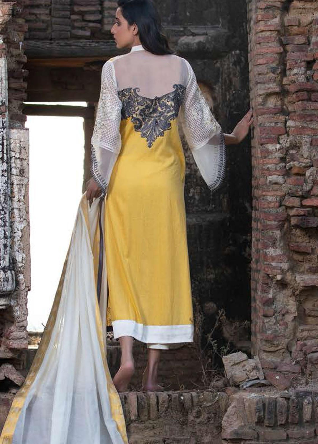 ZUNUJ Embroidered Jacquard Suits Unstitched 3 Piece ZJ22S 04 - Summer Collection