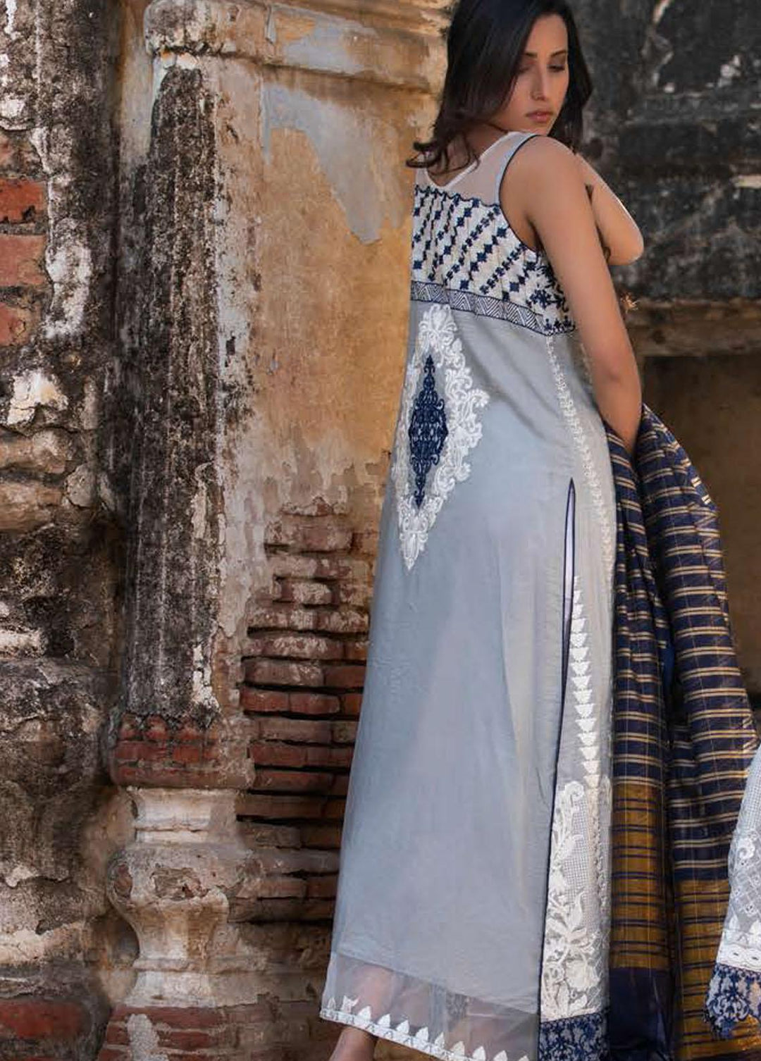 ZUNUJ Embroidered Jacquard Suits Unstitched 3 Piece ZJ22S 05 - Summer Collection