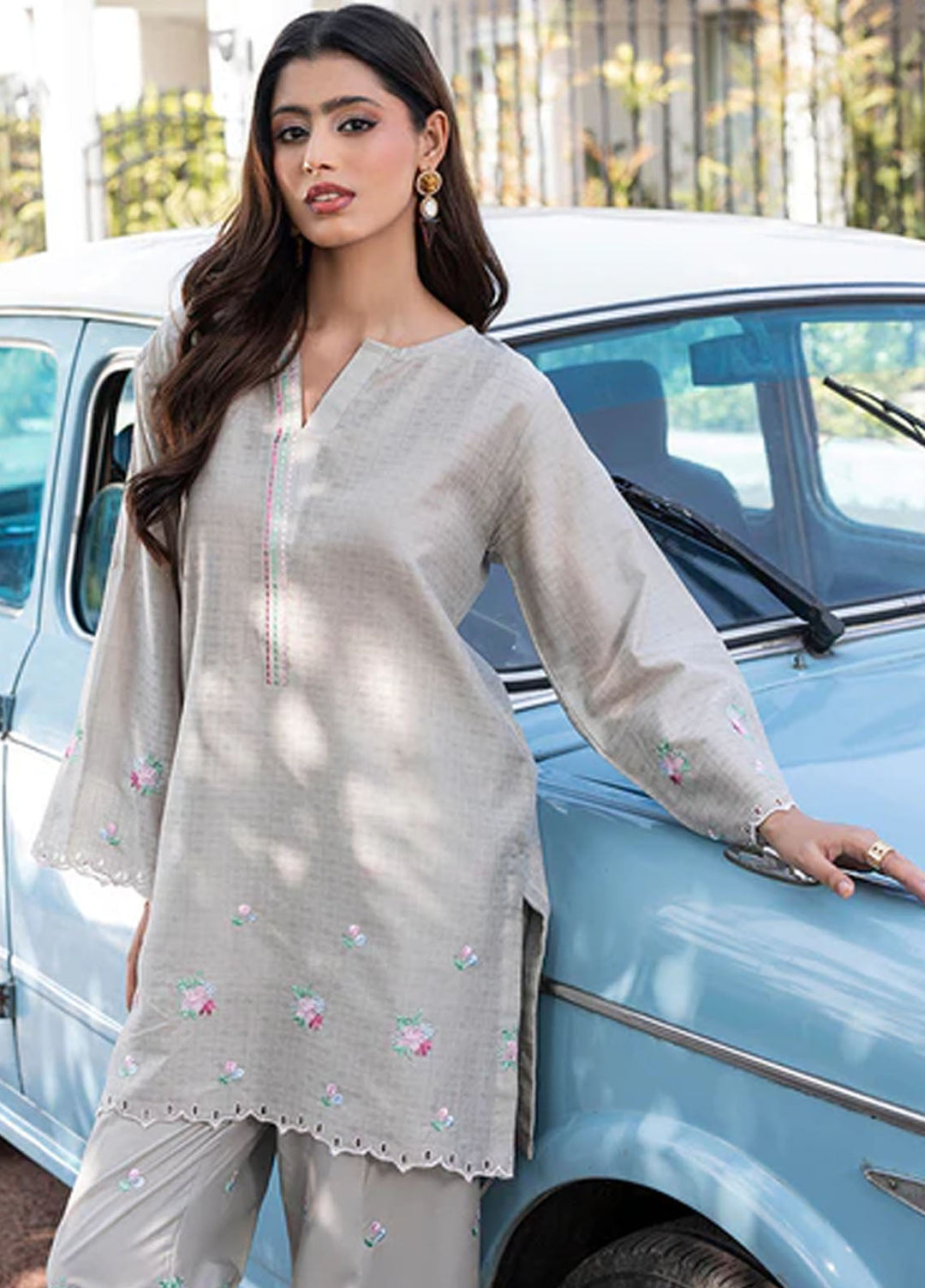 Zuri Pret Embroidered Lawn 2 Piece Suit Oreena ZP-10 Grey