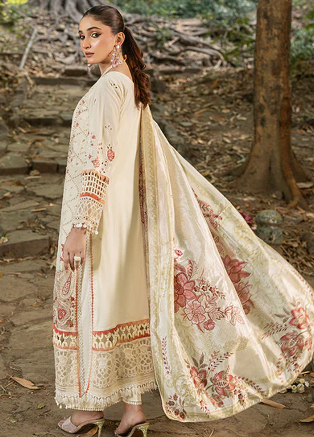Zuri Pret Embroidered Lawn 3 Piece Suit Nageena UN-101 Off White
