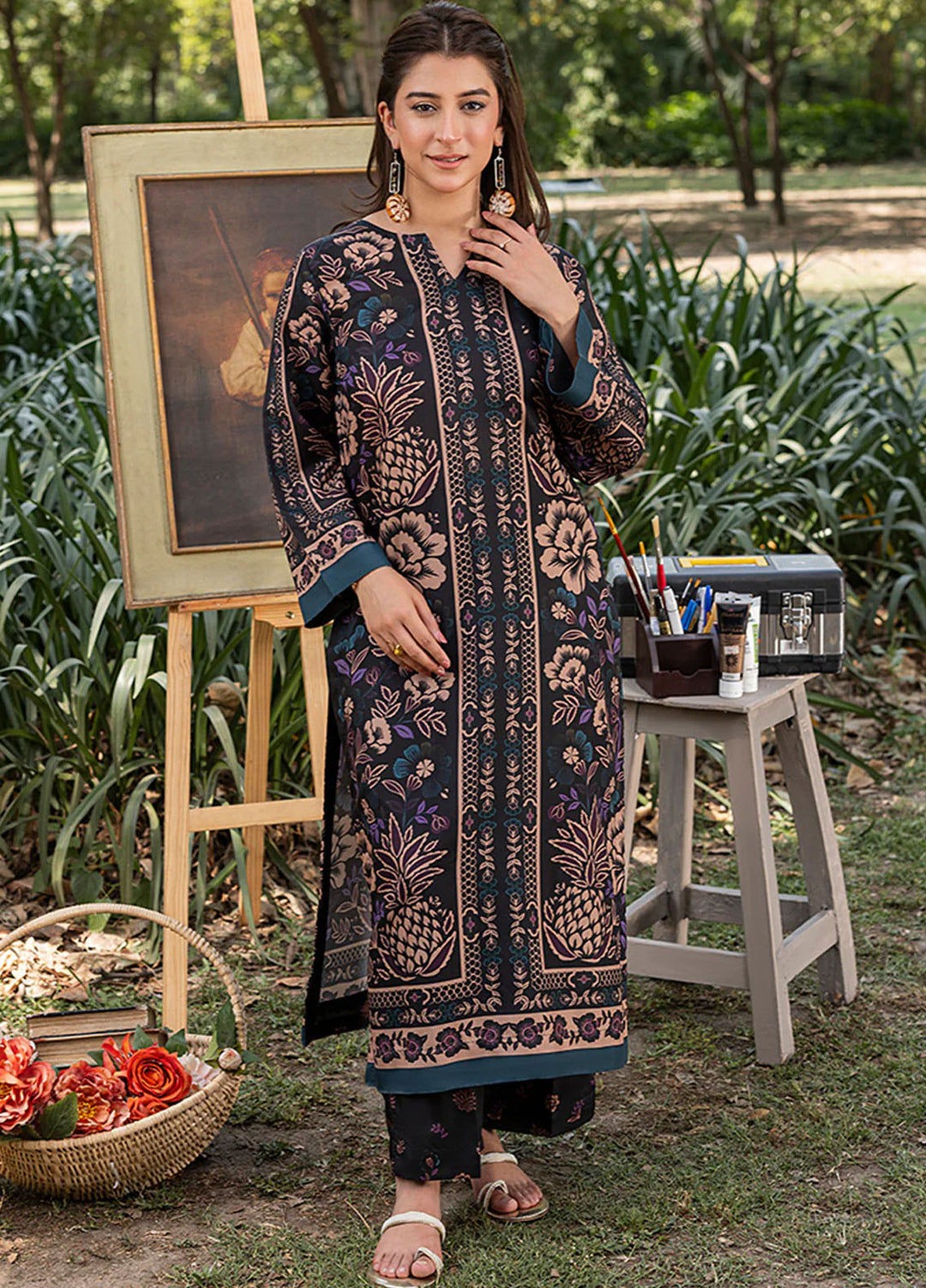 Zuri Pret Printed Lawn 2 Piece Suit Mahpara ZS-40 Black