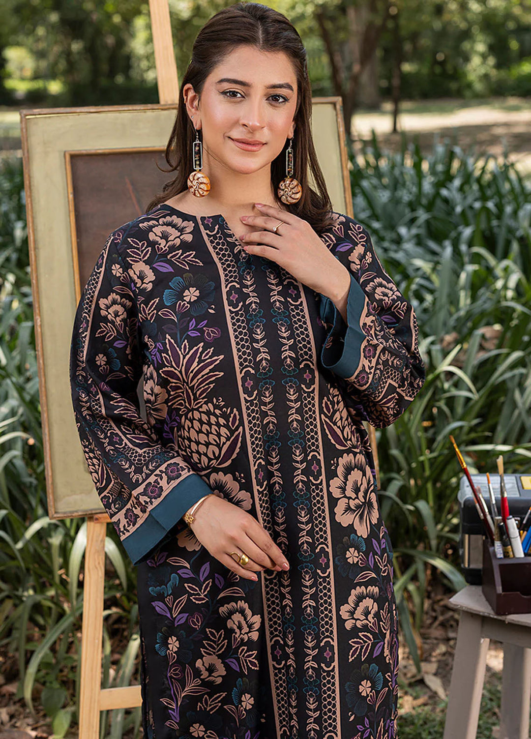 Zuri Pret Printed Lawn 2 Piece Suit Mahpara ZS-40 Black