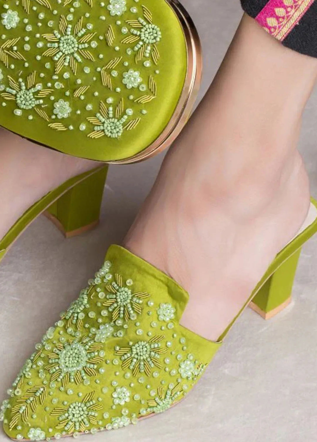 Zuruj Festive Style Heel Mules X Clutch HMC-113-Dhani