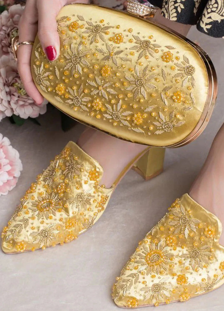 Zuruj Festive Style Heel Mules X Clutch HMC-113-Golden