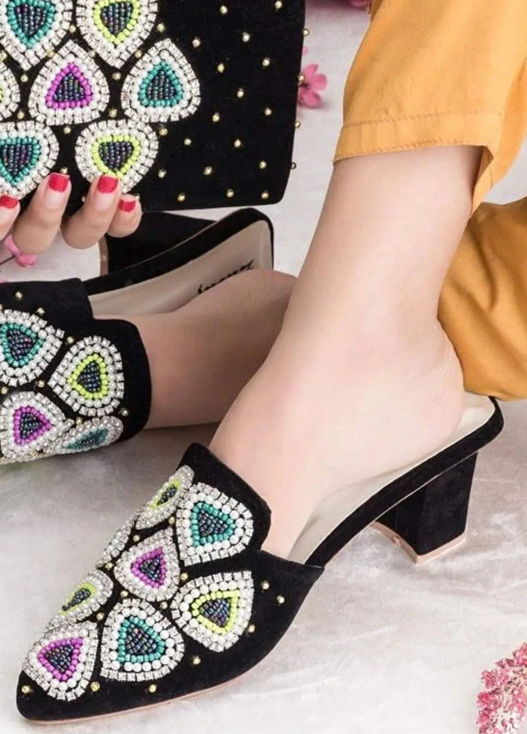 Zuruj Festive Style Heel Mules X Clutch HMC-255-Black