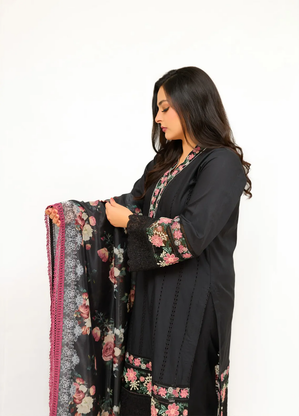 Zyna Embroidered Cambric Suits Unstitched 3 Piece D12-Cassia - Summer Collection