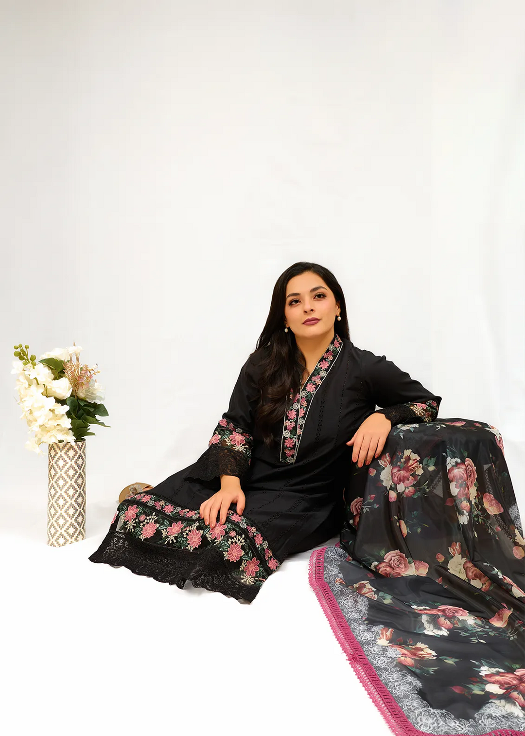 Zyna Embroidered Cambric Suits Unstitched 3 Piece D12-Cassia - Summer Collection