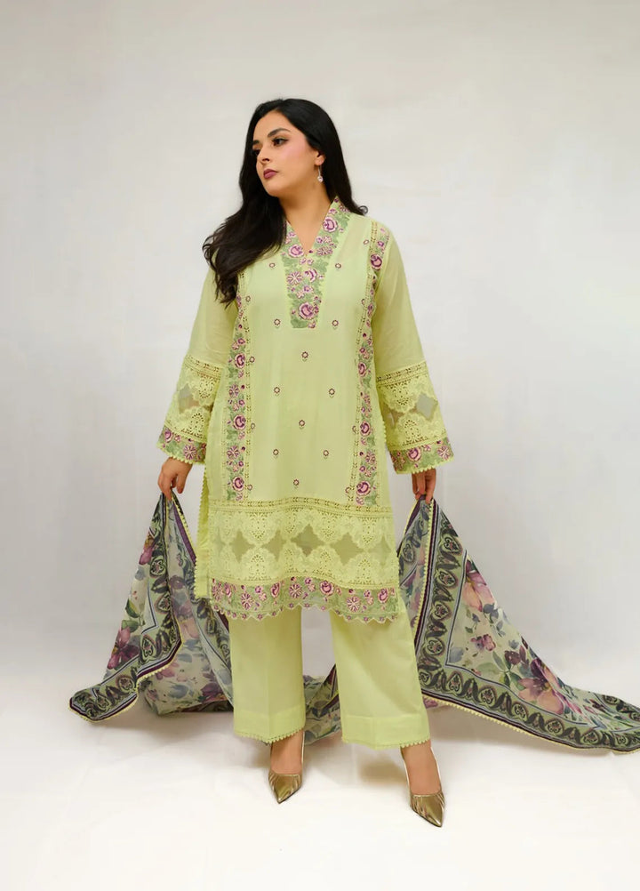 Zyna Embroidered Cambric Suits Unstitched 3 Piece D17-Siena - Summer Collection