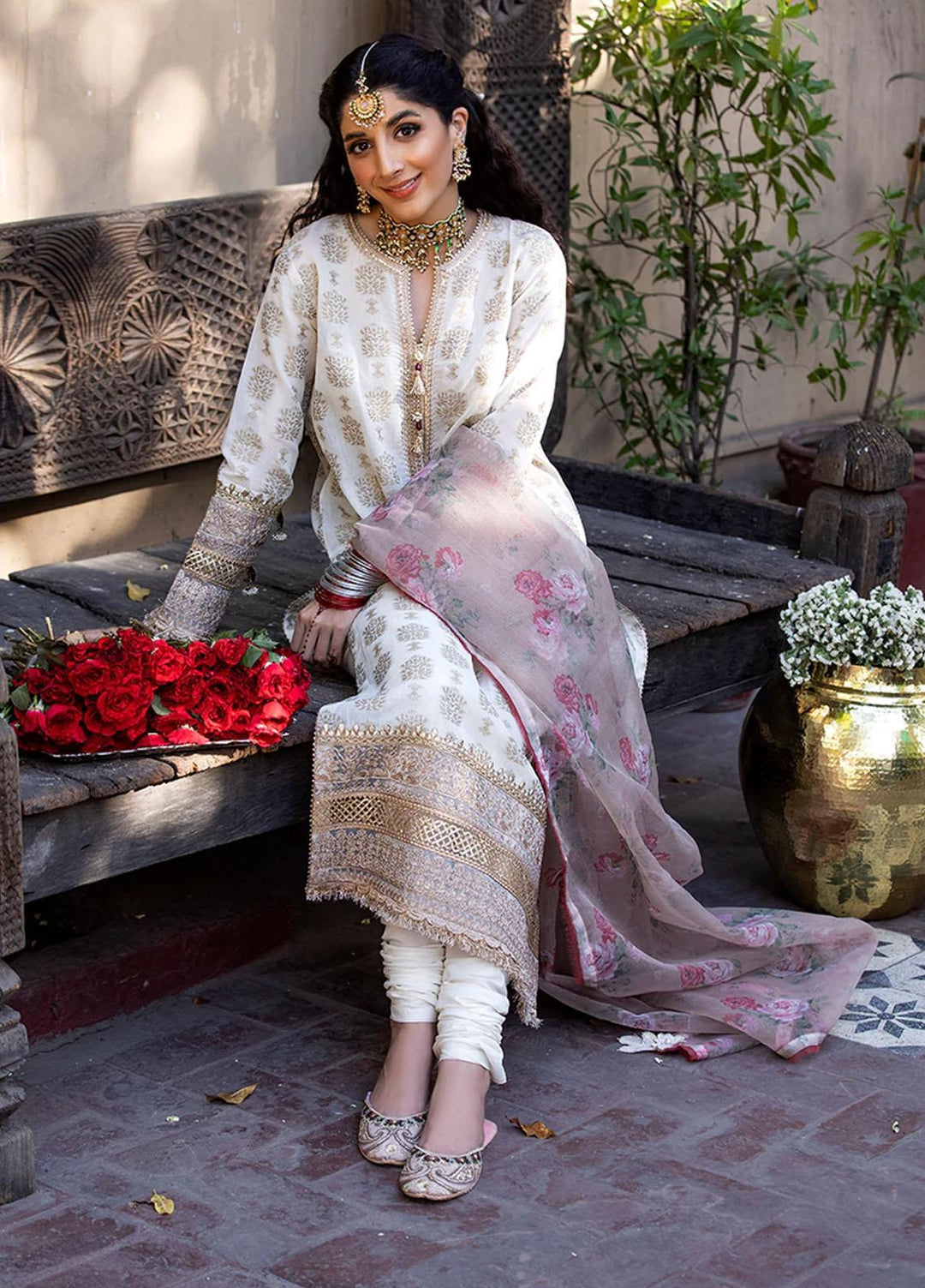 Zysha by Sobia Nazir Embroidered Lawn Suits Unstitched 3 Piece SN22Z Z8A Chambeli - Eid Collection